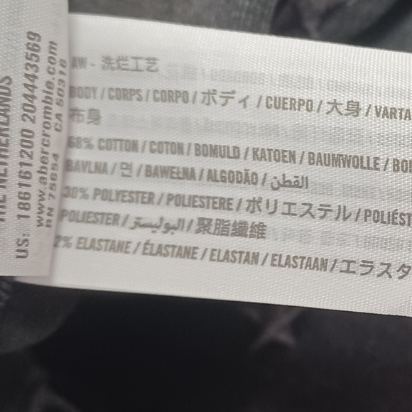 Abercrombie & Fitch Ankle High-rise Black Star Embroidered Cropped Jeans - Picture 16 of 16